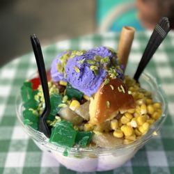 Kamayan Fiesta - Halo halo