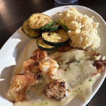 Ruby Tuesday - New Orleans Seafood - Burgers Near Me - Clemson, South Carolina