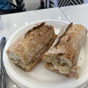 Paris Baguette - Bakeries Near Me - Irvine, California Paris Baguette - Bakeries Near Me - Irvine, California