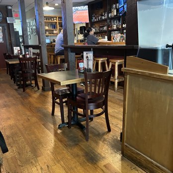 Buff's Pub - Inside seating area - American Near Me - Newton, Massachusetts Buff's Pub - Inside seating area - American Near Me - Newton, Massachusetts