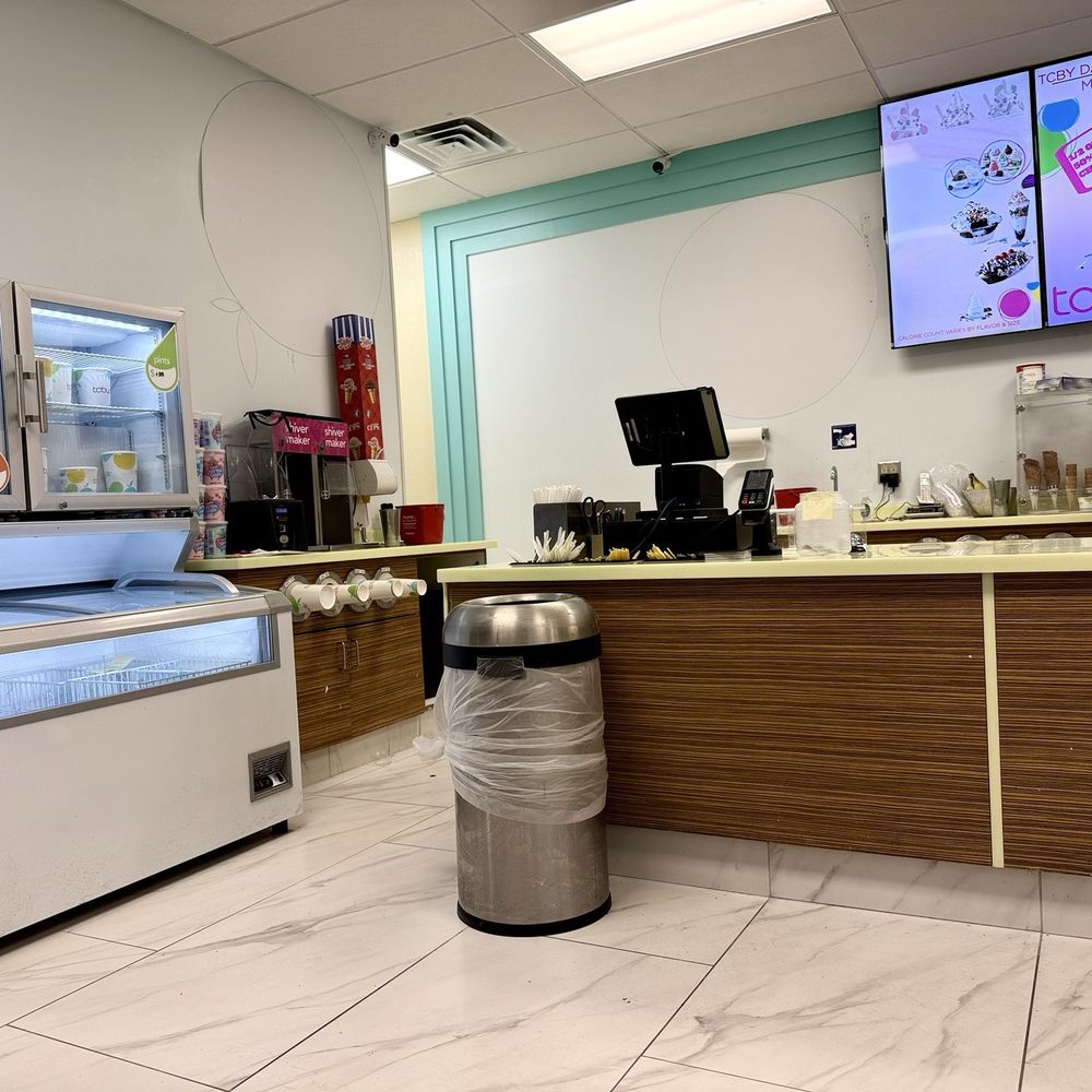 TCBY Omaha - West Maple - Ice Cream & Frozen Yogurt Near Me - Omaha, Nebraska