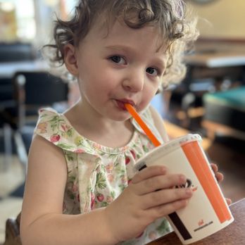 A&W Restaurant - Root beer float - Burgers Near Me - Auburndale, Florida