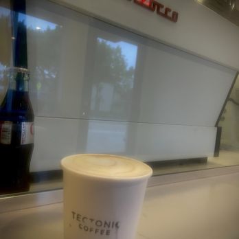 Tectonic Coffee Cafe - Café de olla latte - Coffee & Tea Near Me - West Hollywood, California Tectonic Coffee Cafe - Café de olla latte - Coffee & Tea Near Me - West Hollywood, California