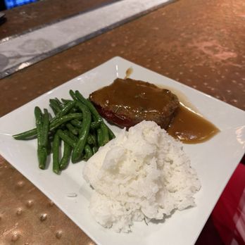 Ford's Garage Pier Park - Meat loaf - Comfort Food Near Me - Panama City Beach, Florida Ford's Garage Pier Park - Meat loaf - Comfort Food Near Me - Panama City Beach, Florida