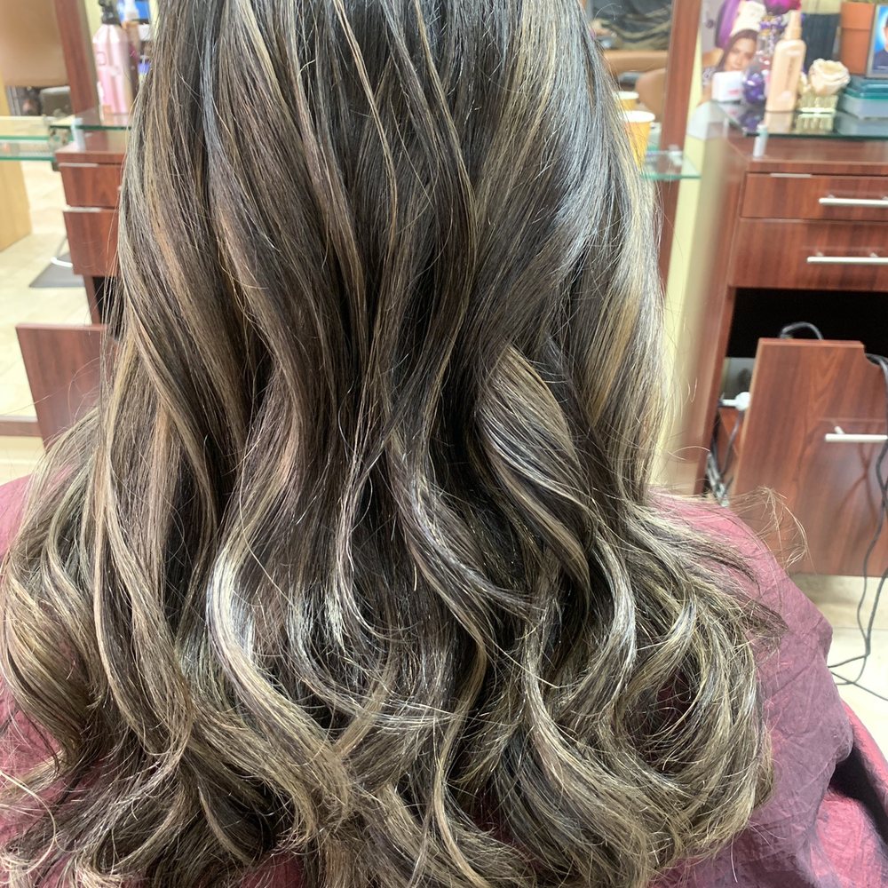 Sunshine Salon - Balayage by Diane - Hair Salons Near Me - Carson, California Sunshine Salon - Balayage by Diane - Hair Salons Near Me - Carson, California
