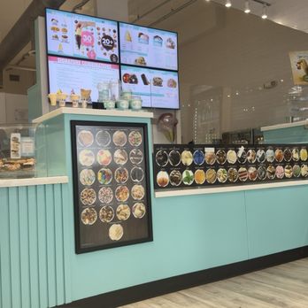 La Diperie - Main desk - Ice Cream & Frozen Yogurt Near Me - St. Petersburg, Florida