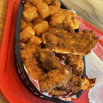 Love & Honey Fried Chicken - They give a lot - Chicken Shop Near Me - Brooklyn, New York Love & Honey Fried Chicken - They give a lot - Chicken Shop Near Me - Brooklyn, New York