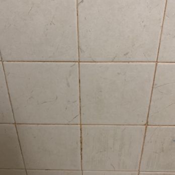 Supreme Bath Refinishing - Before - Refinishing Services Near Me Supreme Bath Refinishing - Before - Refinishing Services Near Me