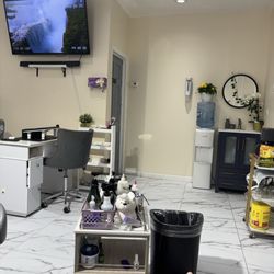 La Muse Nail Salon