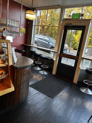 Redwing Cafe by null