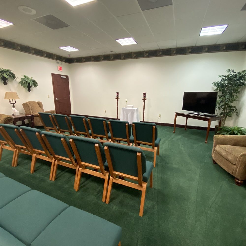 Funeraria Porta Coeli - The room where the ashes were set up for pick up - Funeral Services & Cemeteries Near Me - Kissimmee, Florida Funeraria Porta Coeli - The room where the ashes were set up for pick up - Funeral Services & Cemeteries Near Me - Kissimmee, Florida