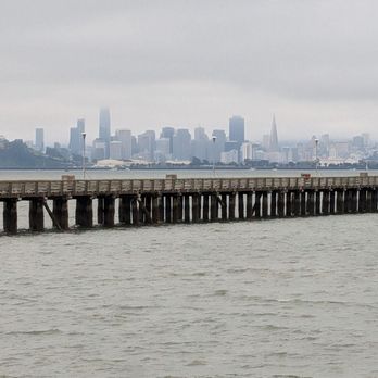 Skates On The Bay - Seafood Near Me - Berkeley, California