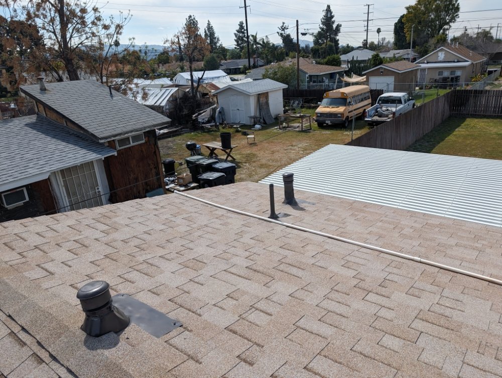 Slide of Luna Roofing