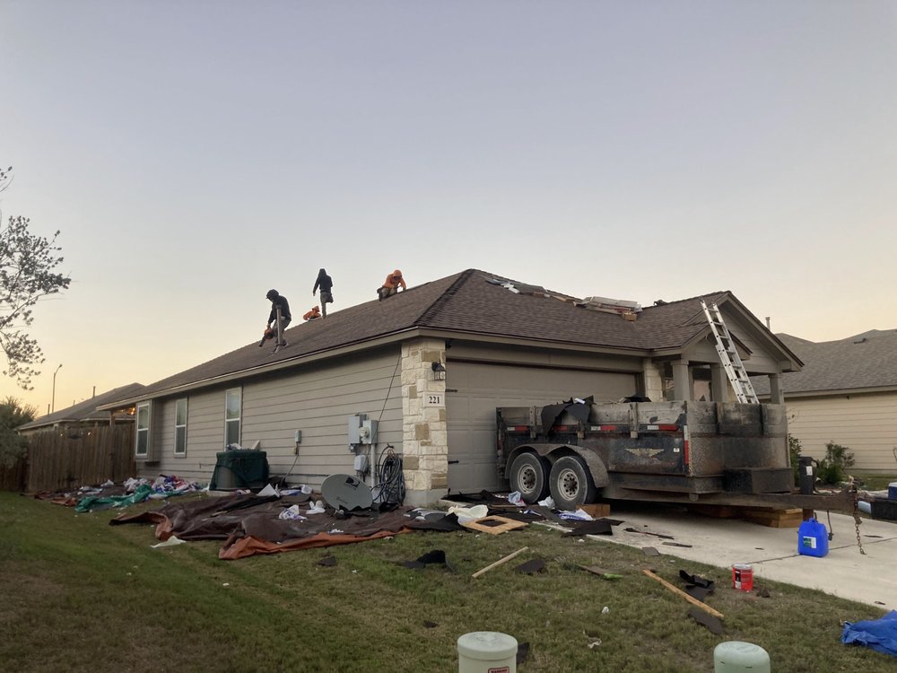 Slide of 3 Rivers Roofing