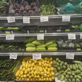 Berkeley Bowl Marketplace - Grocery Near Me - Berkeley, California
