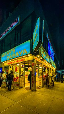 Gray's Papaya by null