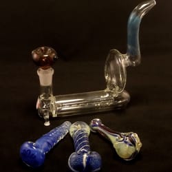V&K Smoke Shop