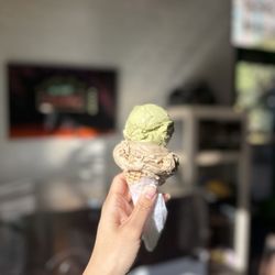 Ted and Wally's - Matcha and cappuccino