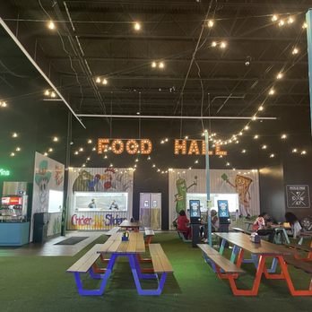 Pickle N Pins - Axe Throwing Near Me - Metairie, Louisiana