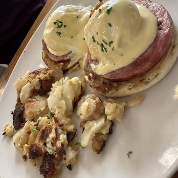 Iron Rooster - Cocktail Bars Near Me - Annapolis, Maryland