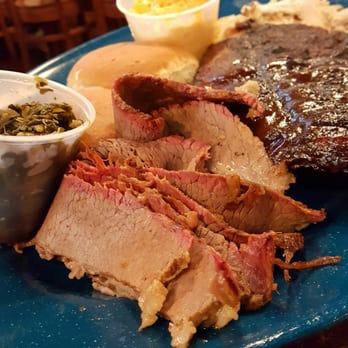 Central BBQ - Rib combo plate - Barbeque Near Me - Memphis, Tennessee