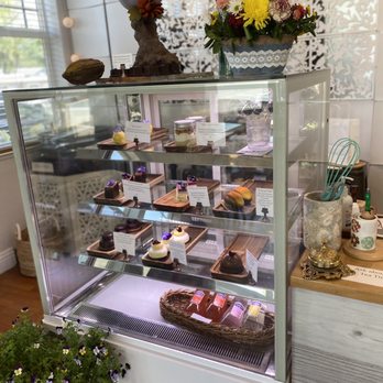 Fleur Sauvage Chocolates - Chocolatiers & Shops Near Me - Windsor, California
