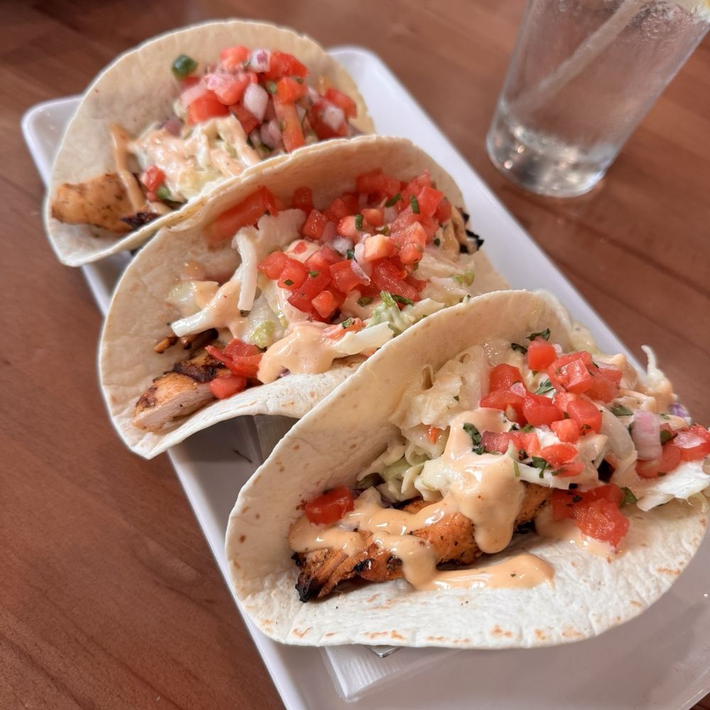 Paradiso 37 - Chicken tacos sub pico - Latin American Near Me - Orlando, Florida