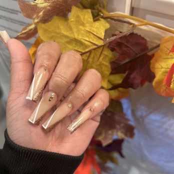 Lotus Nails Spa - Rachel always gets me right from shape to design - Nail Salons Near Me - Renton, Washington