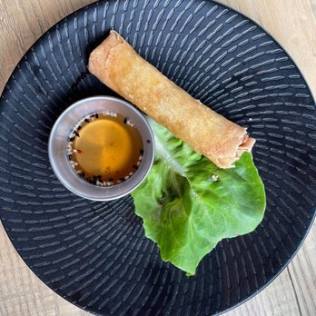 Sésame - Imperial roll - Asian Fusion Near Me - Montreal, Quebec Sésame - Imperial roll - Asian Fusion Near Me - Montreal, Quebec