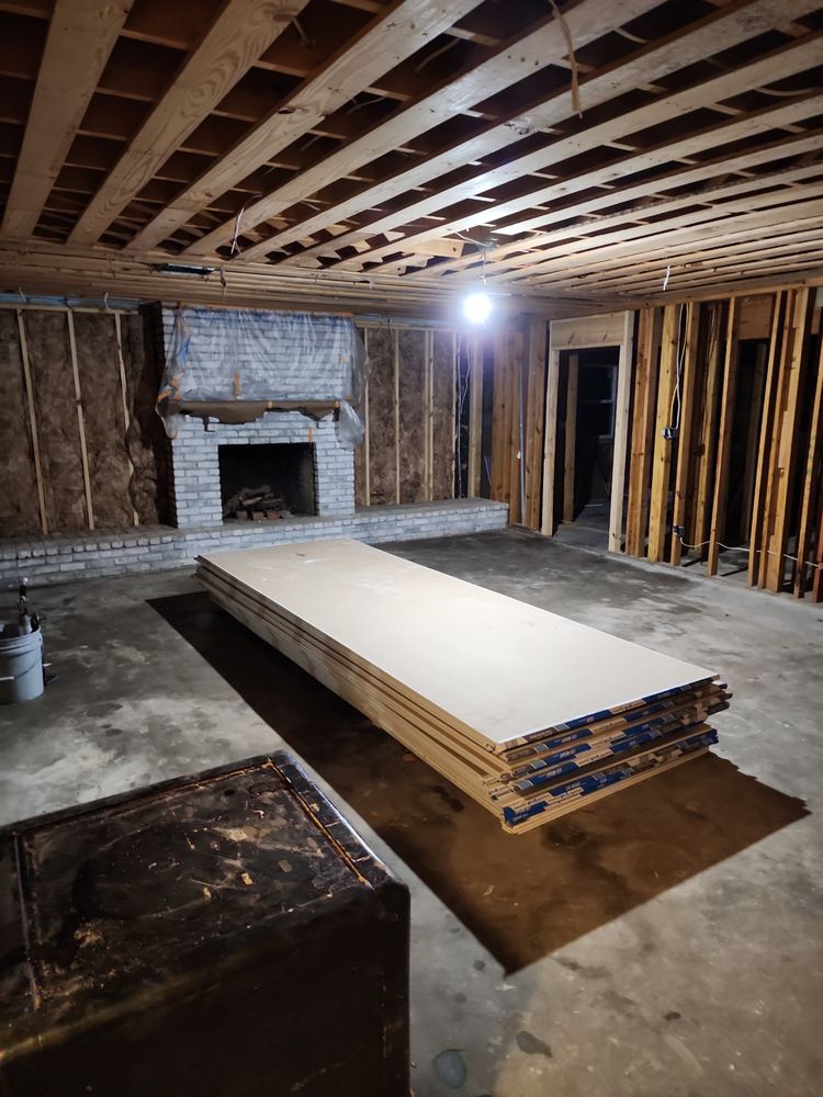 Slide of Colombo Services