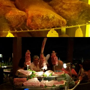 Harry's - Aged meats in the cooler and in front of your table - Steakhouses Near Me - Cancún, ROO Harry's - Aged meats in the cooler and in front of your table - Steakhouses Near Me - Cancún, ROO