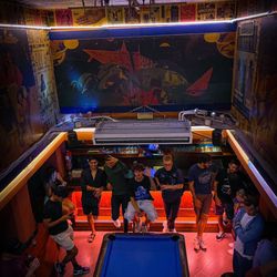 La Vía Láctea - La mejor parte del bar donde hay billar y gente guay