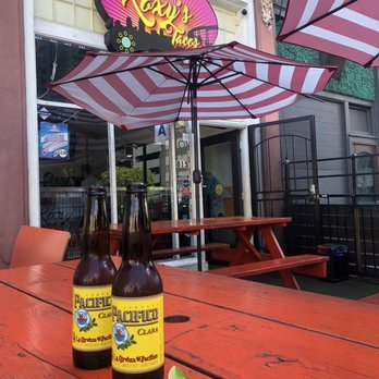 Roxys Tacos - Outside seating - Mexican Near Me - San Diego, California Roxys Tacos - Outside seating - Mexican Near Me - San Diego, California