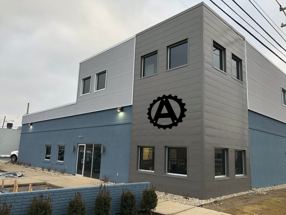 ADAMS SPORTS MEDICINE & PHYSICAL THERAPY 15 Photos 2605 W 14 Mile