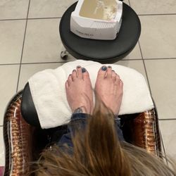 Paradise Nails and Spa