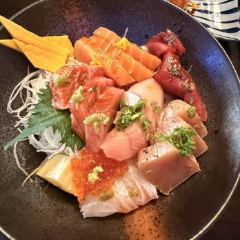 Tori Tori Sushi - Tori Chirashi (+ Salmon Collar or salmon fillet) - Sushi Bars Near Me - Orange, California