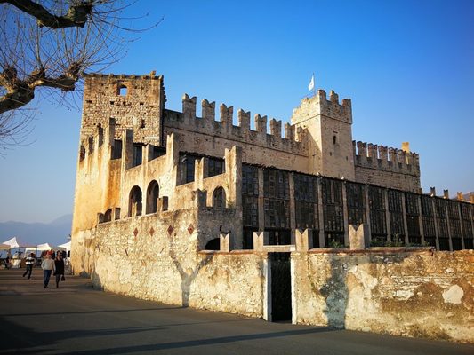 Castello Scaligero by null