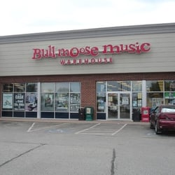 Bull Moose - Old Bull Moose storefront (circa 2008)