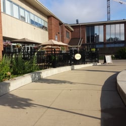 Veritas patio