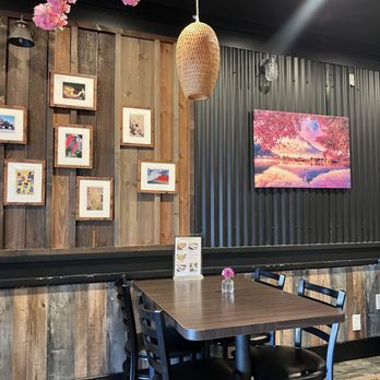 Blufish Sushi & Grill - Inside seating - Sushi Bars Near Me - Azusa, California
