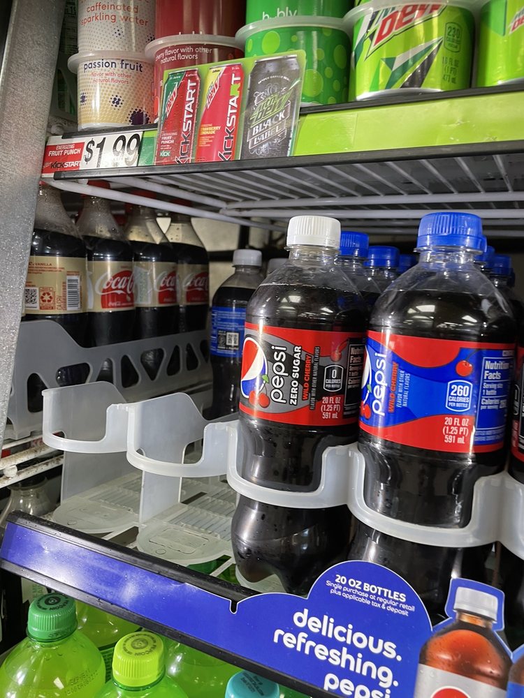 LOMA VISTA MARKET Updated October 2024 29 Photos 5020 N Academy