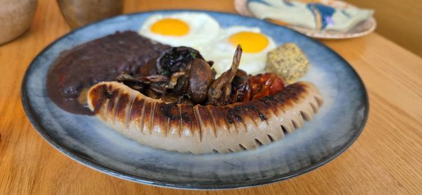 Comedor Nishi by null Comedor Nishi by null