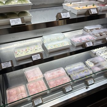 Lucky Sakura - Mochi - Desserts Near Me - West Covina, California Lucky Sakura - Mochi - Desserts Near Me - West Covina, California
