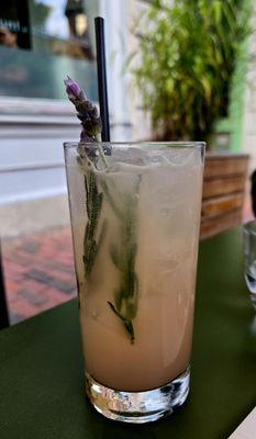 Hunt & Alpine by null