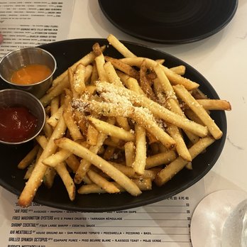 Honu Oceanside - French fries - Seafood Near Me - Lahaina, Hawaii Honu Oceanside - French fries - Seafood Near Me - Lahaina, Hawaii