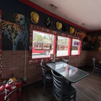 Hook & Ladder Pizza - Pizza Near Me - Hollister, Missouri