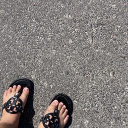 French Gel Pedi $70