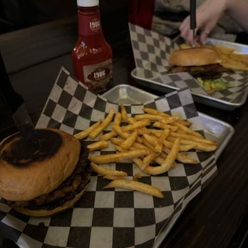 Wrecked Burgers & Brews - Burgers Near Me - Lubbock, Texas
