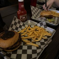 Wrecked Burgers & Brews