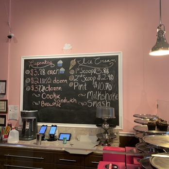 Smallcakes Cupcakery - Cupcakes Near Me - Port Saint Lucie, Florida Smallcakes Cupcakery - Cupcakes Near Me - Port Saint Lucie, Florida
